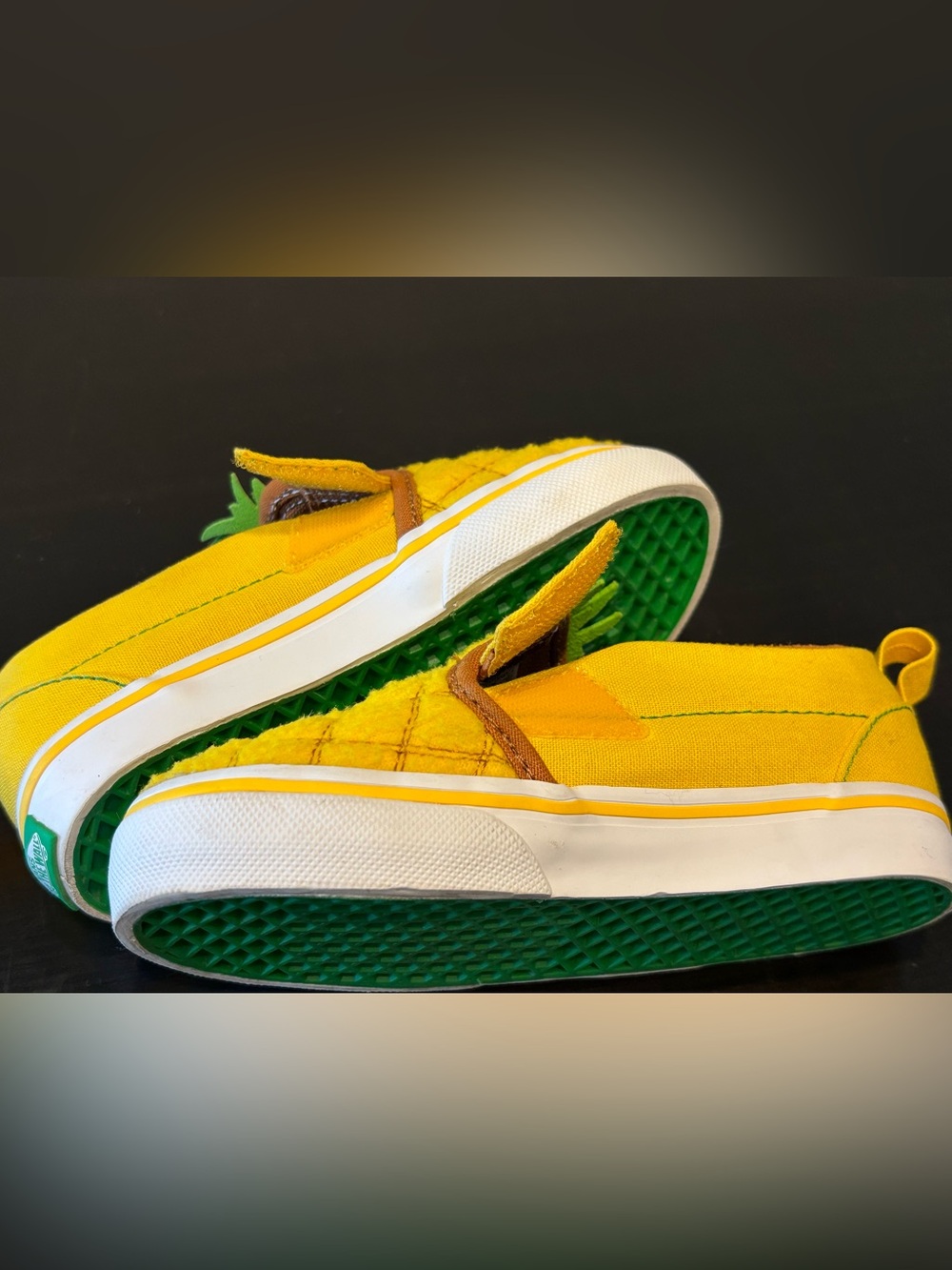 Vans Toddler Size 9 Pineapple Slip-On Sneakers Yellow Quilted Canvas Shoes - Picture 6 of 7